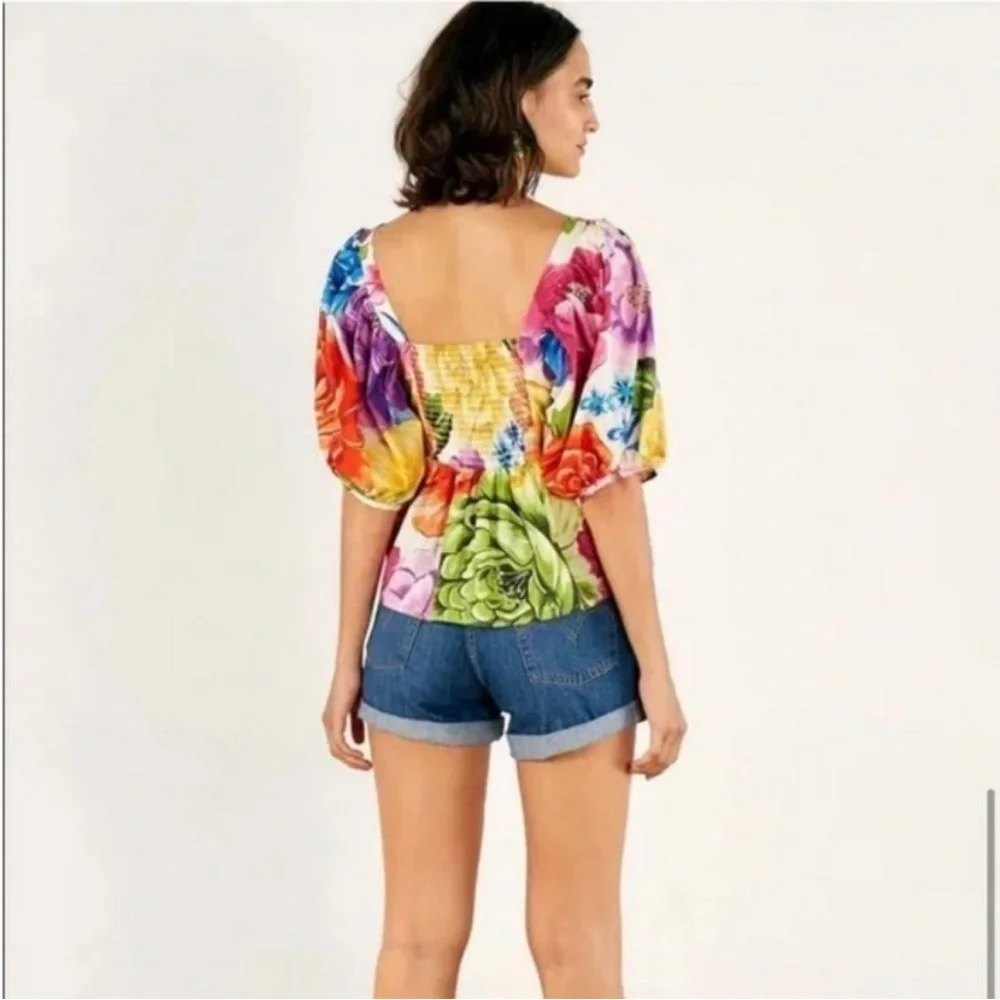NWOT Farm Rio Multicolor Floral Puff Sleeve Top Small - Picture 2 of 10